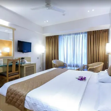 The Royal Orchid Hotel, Chembur Hotel