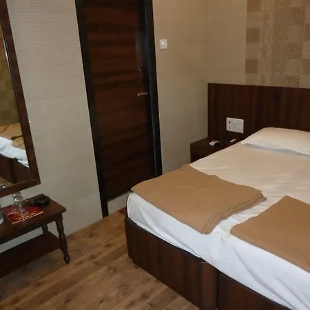 Hotel Regal Palace Mumbai