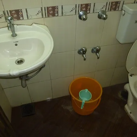 Orient Palace Hotel 2*