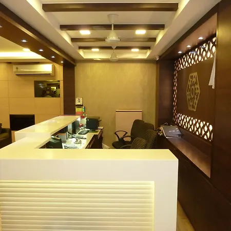 Orient Palace Hotel 2*