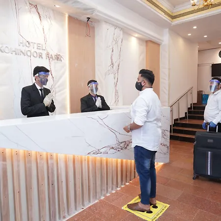 Kohinoor Park 3*