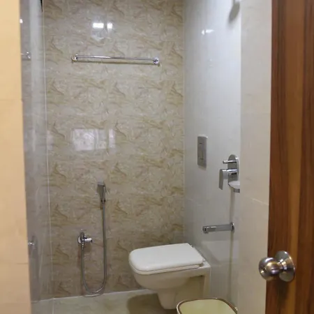 Hotel Flora Fountain,fort 2*
