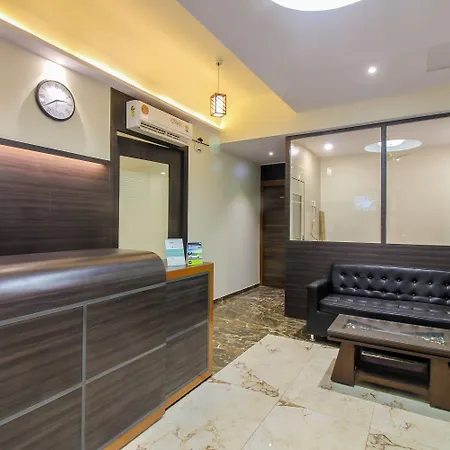 Fabhotel Aksa International 3*