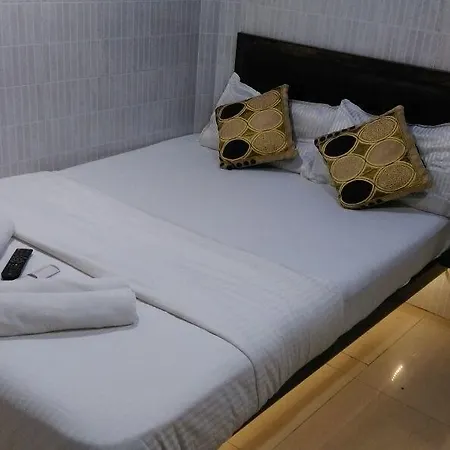 Paris Residency Hotel