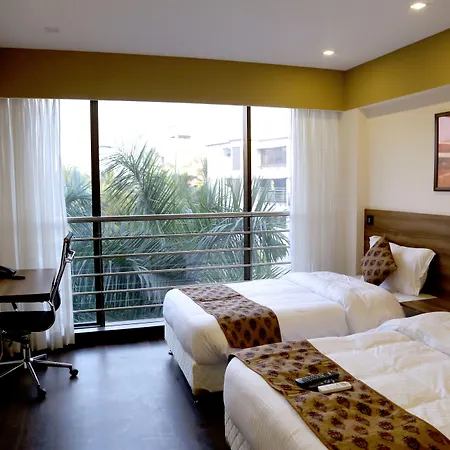House Andheri East, Hotel 3*