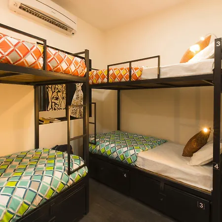 Zostel Hostel *