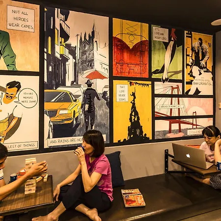 Zostel Hostel *