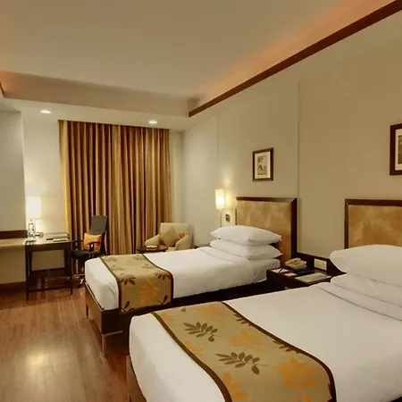 Fabhotel Admiral Hotel 3*