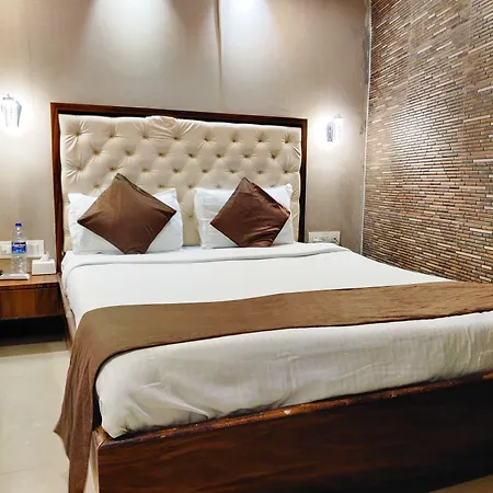 Garden Creek Residency Near Airport Mumbai