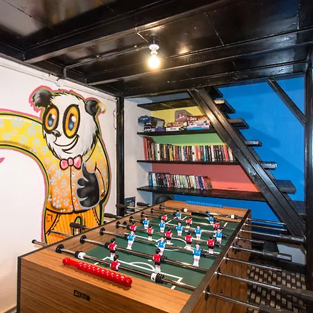 Backpacker Cowies Hostel *