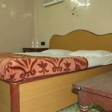 Hotel Super O Rajdoot Near Phoenix Palladium