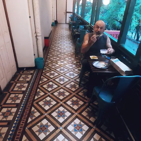 Hotel Carlton - Behind Taj Mahal Palace Colaba 2*