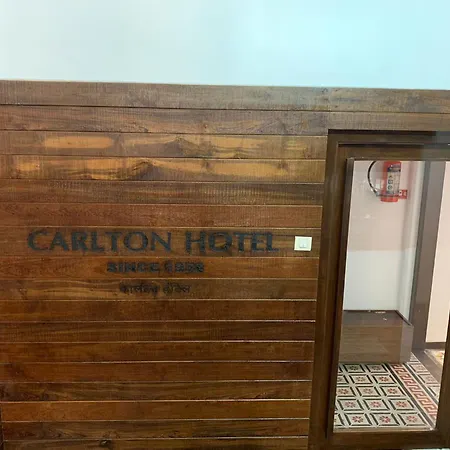 Carlton - Behind Taj Mahal Palace Colaba 2*
