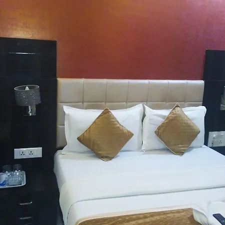 Avenue 2* Mumbai
