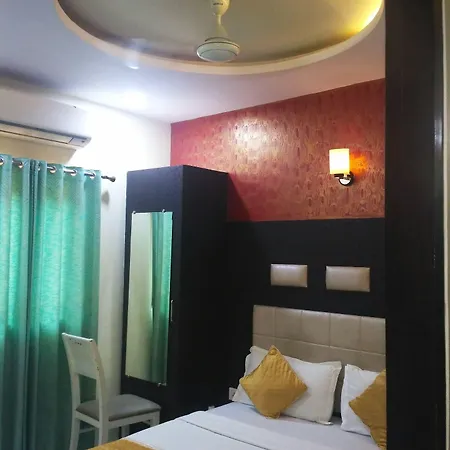 Avenue Hotel 2*