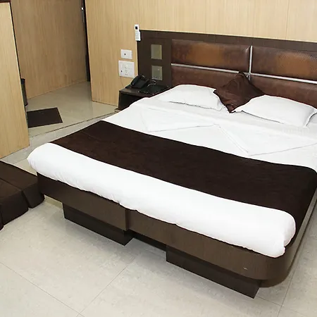 Hotel Ripon Palace 3*