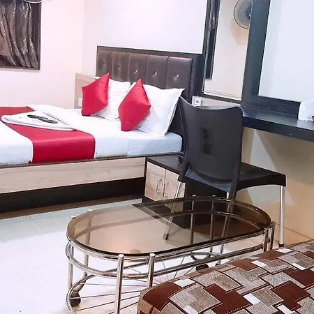 Happyland Hotel