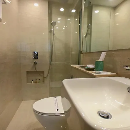 Maxxvalue Hiranandani Powai - Rh5 Mumbai