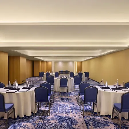 Hotel Fairfield By Marriott Andheri West Mumbai