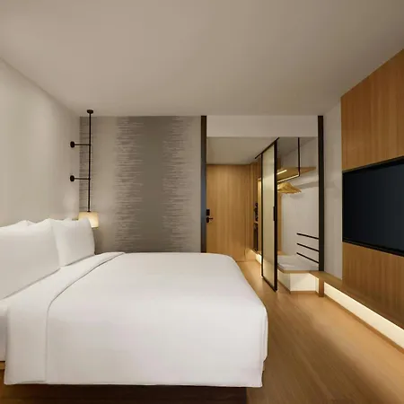 Hotel Fairfield By Marriott Andheri West 4*