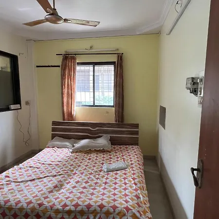 Tranquil-salona-guest-house-charkop Apartment