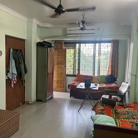 Apartment Tranquil-salona-guest-house-charkop *