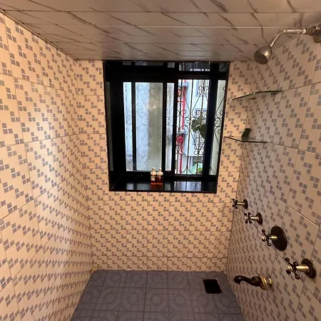 Apartment House Of Bandra *