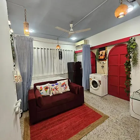 Retro Bandra - Cozy Comfort In A Heritage Village