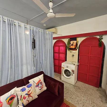 Apartment Retro Bandra - Cozy Comfort In A Heritage Village Mumbai
