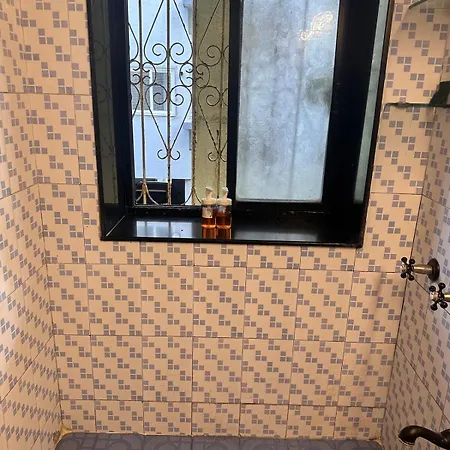 Apartment House Of Bandra *