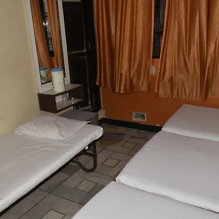 Hotel Popular Palace Mumbai
