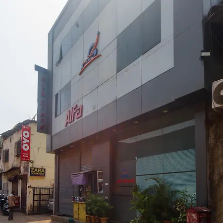 O Alfa Grand Near Chhatrapati Shivaji International Airport Hotel 3*