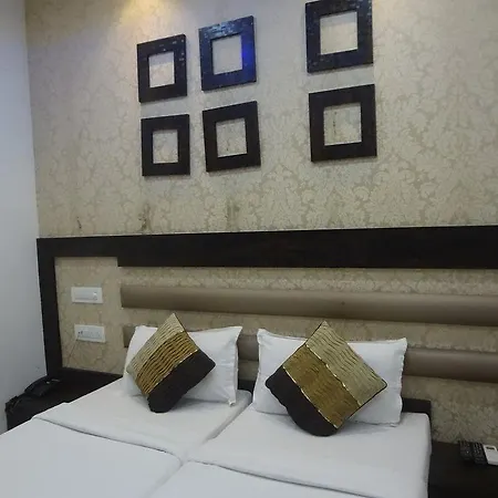 Bed & Breakfast Maangta 136 @ Cst Mumbai