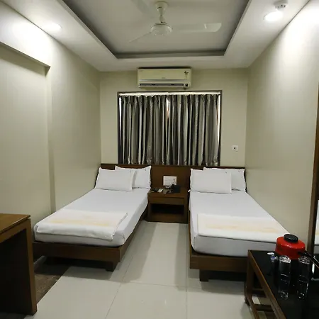 Hotel International