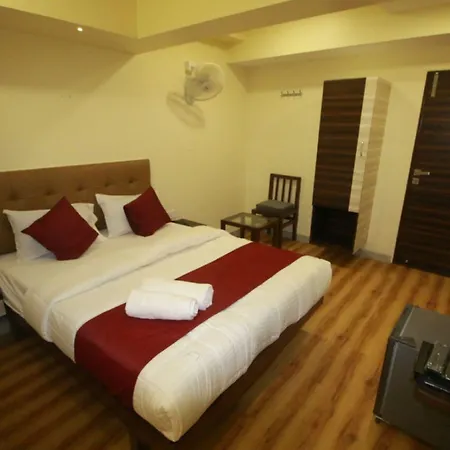 Hotel Alfa International Near Nanavati Hospital Near Airport Near Juhu