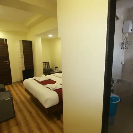 Hotel Alfa International Near Nanavati Hospital Near Airport Near Juhu Mumbai