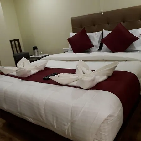 Hotel Alfa International Near Nanavati Hospital Near Airport Near Juhu