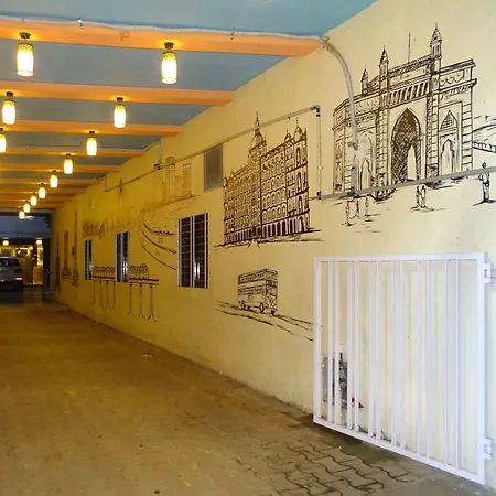 Hotel Sunshine Airport 3*