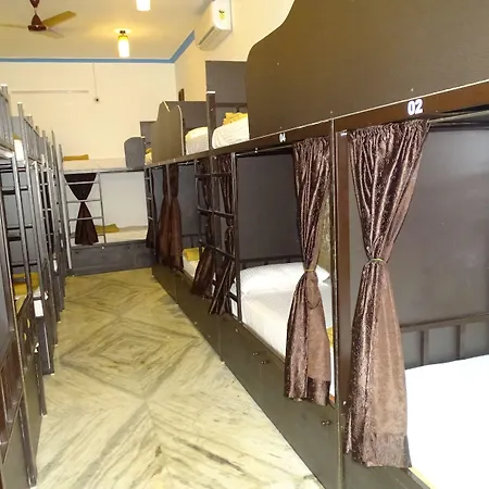 Sunshine Airport Hotel