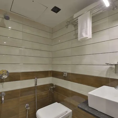 Residency Park Near Masjid Rly Station South Hotel 3*