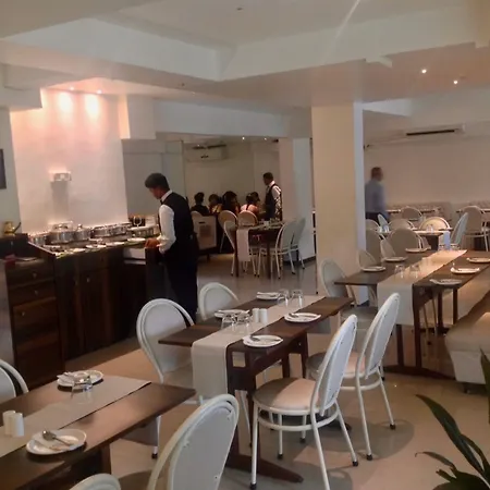 Samraj Hotel