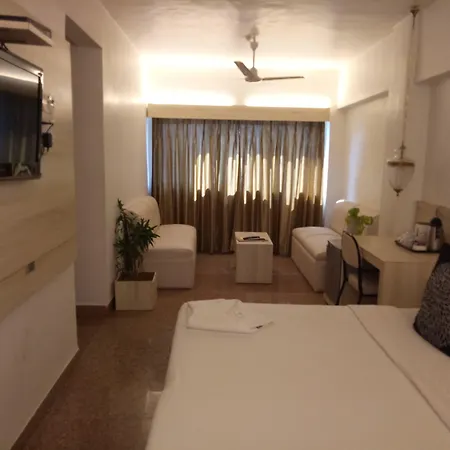 Samraj Hotel 3*