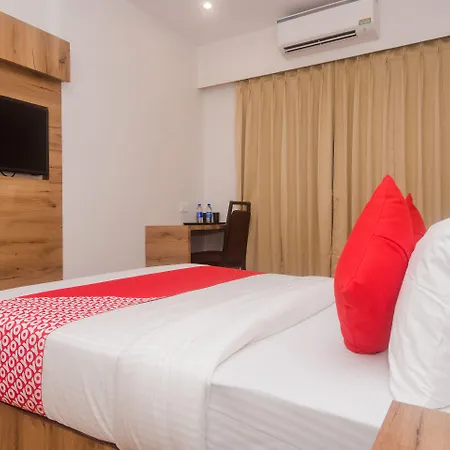 Oyo 22039 Bkc Grand