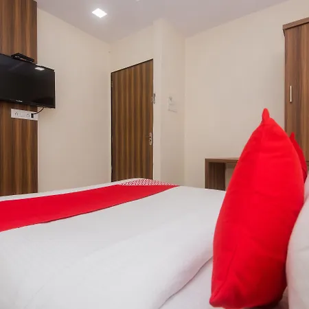 Hotel Oyo 23259 Galaxy Mumbai