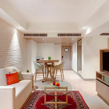 Hotel Lemon Tree Premier, International Airport 5*