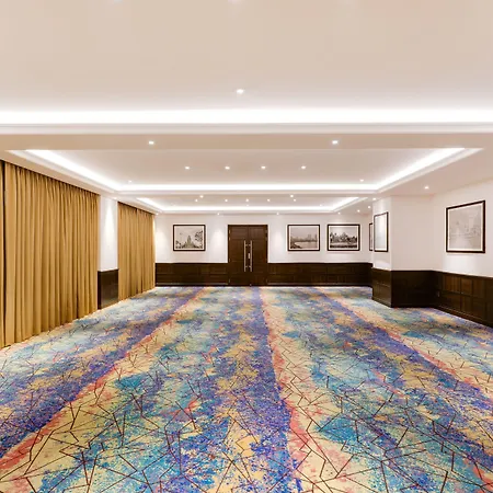 Lemon Tree Premier, International Airport Hotel Mumbai