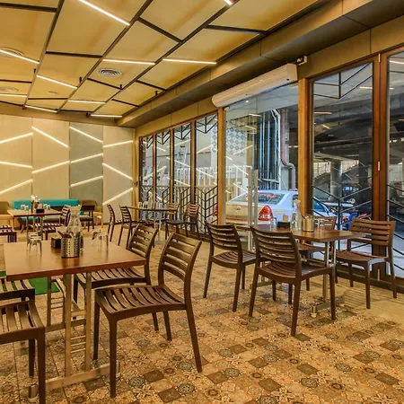 Metropole Hotel Mumbai