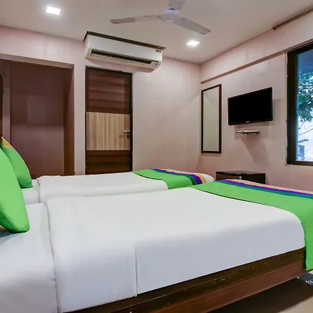 Treebo Bloom Powai Hotel 3*