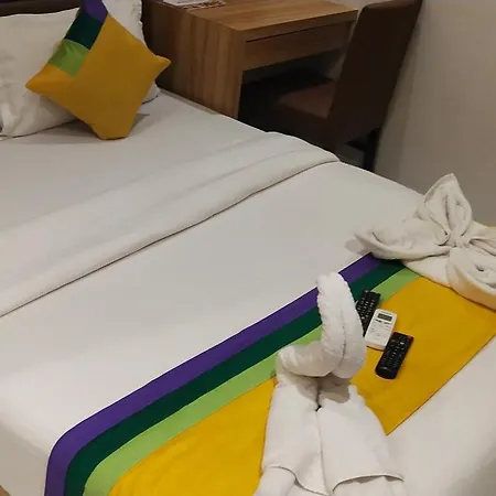 Meriton Buisness International Airport T-2 Hotel