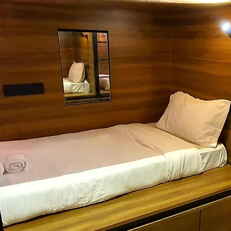 Mayura Aureole Coliving Mumbai